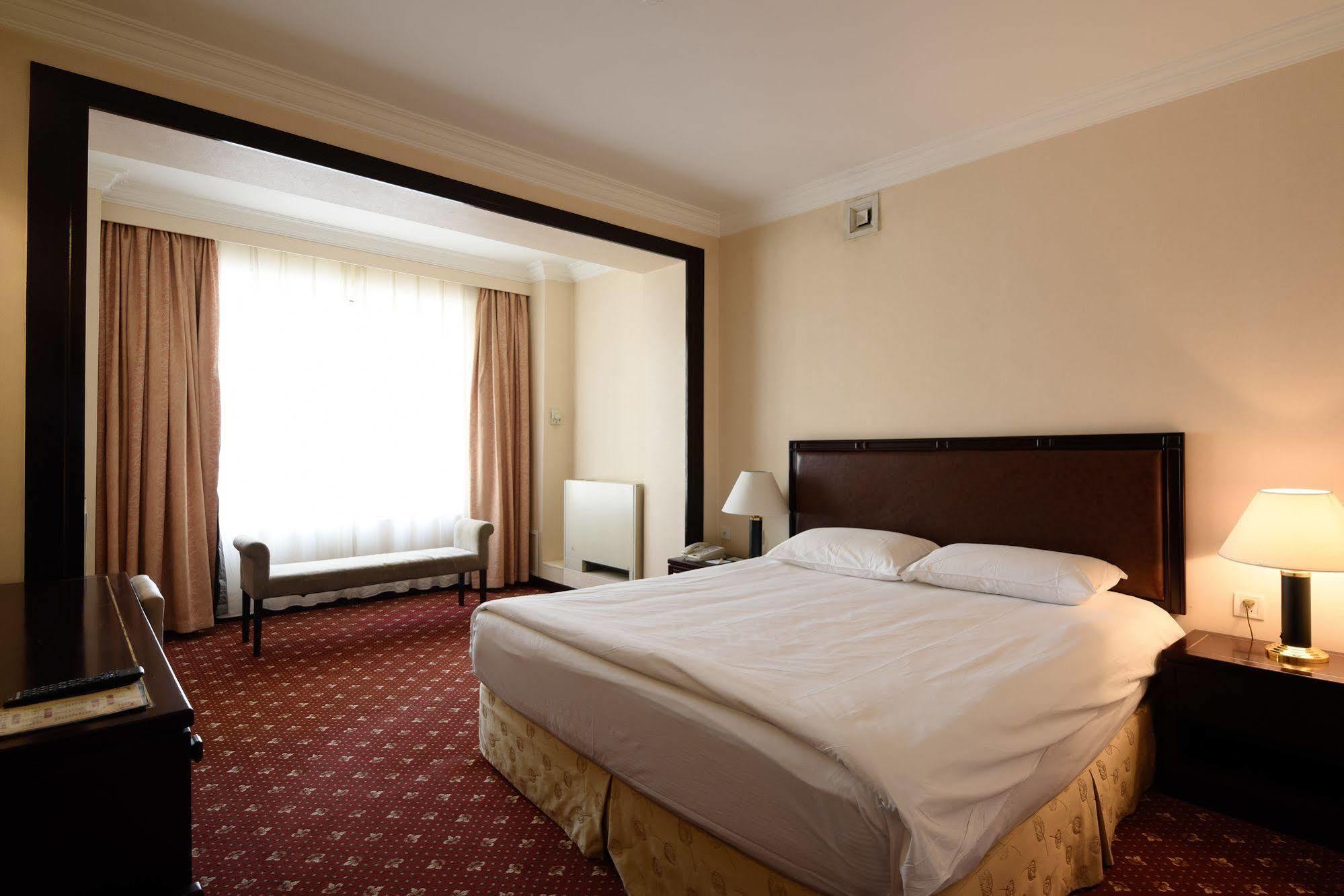 Yanshan Hotel Pequim Exterior foto